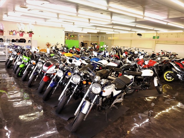 バイクディーラーカラーズ Photo2