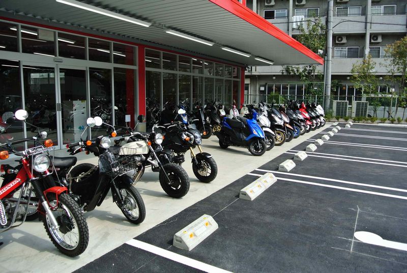 エナジーモータースタイル東大阪店 Photo2