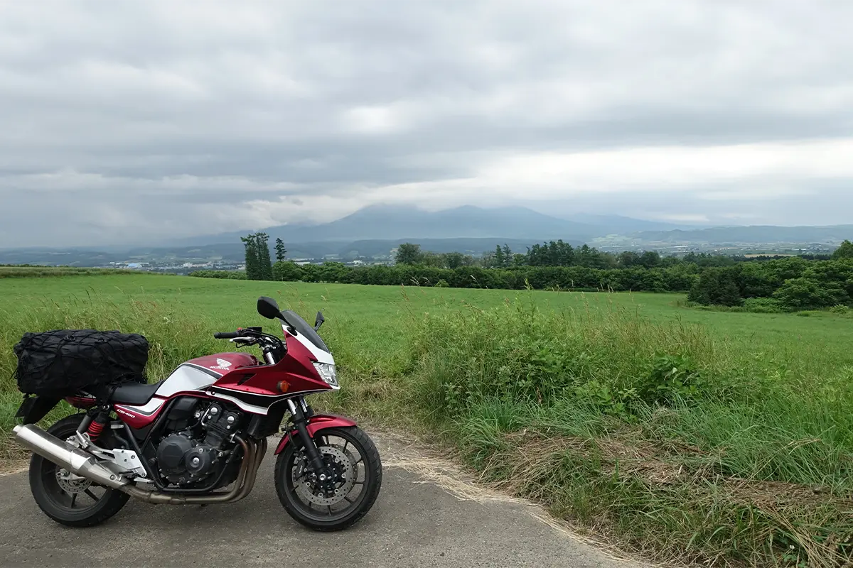 北海道ツーリング2025夏 その３　バイクと山と温泉と