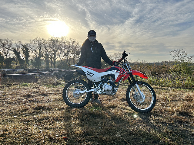 太陽とバイク