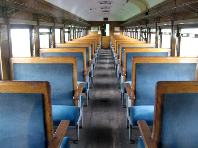 旧型客車（２両目）